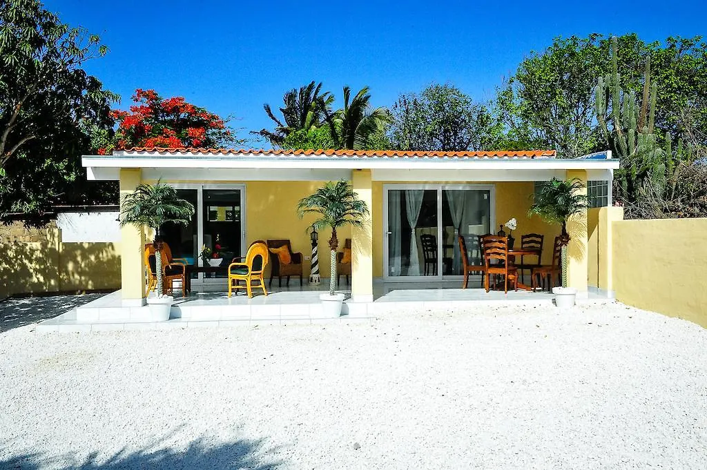 Paradise Villas & Apartments Ораньестад