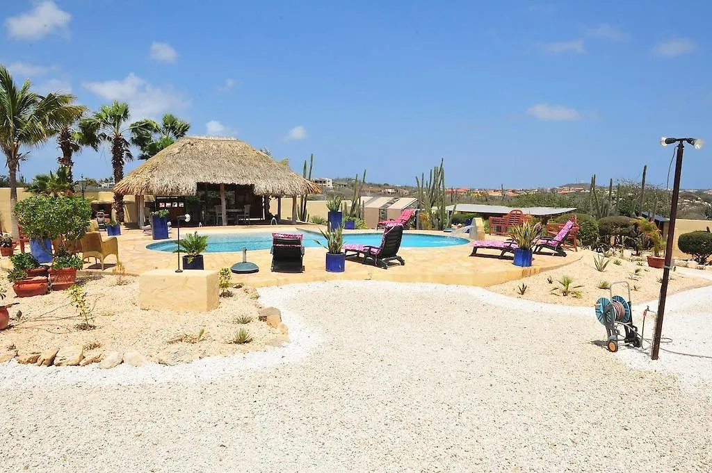 Paradise Villas & Apartments Ораньестад