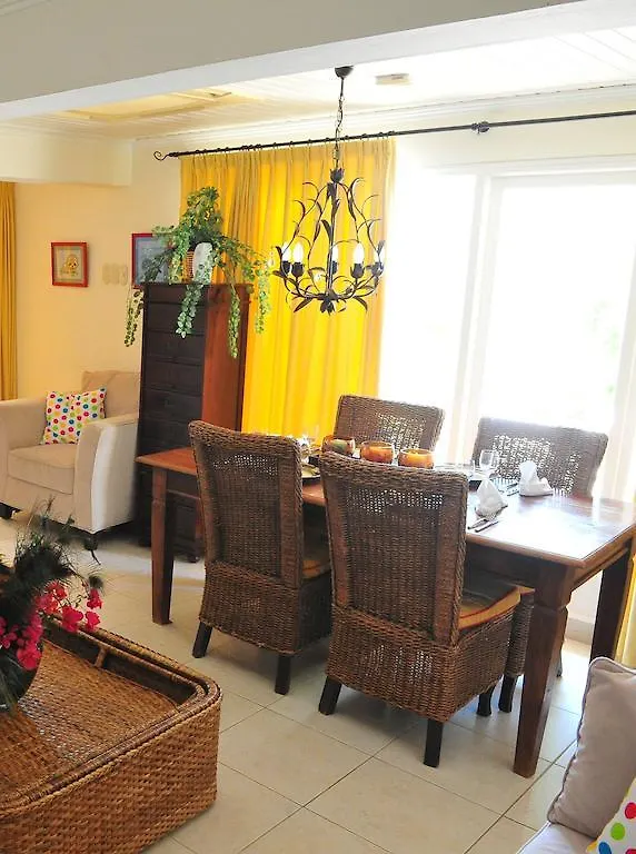 Paradise Villas & Apartments Ораньестад