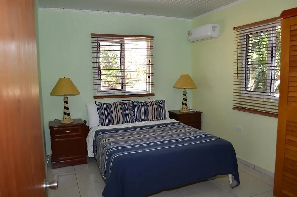 Paradise Villas & Apartments Ораньестад