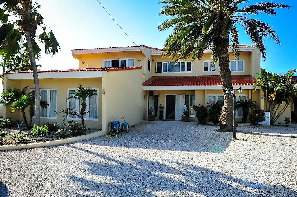 Paradise Villas & Apartments Ораньестад Аруба