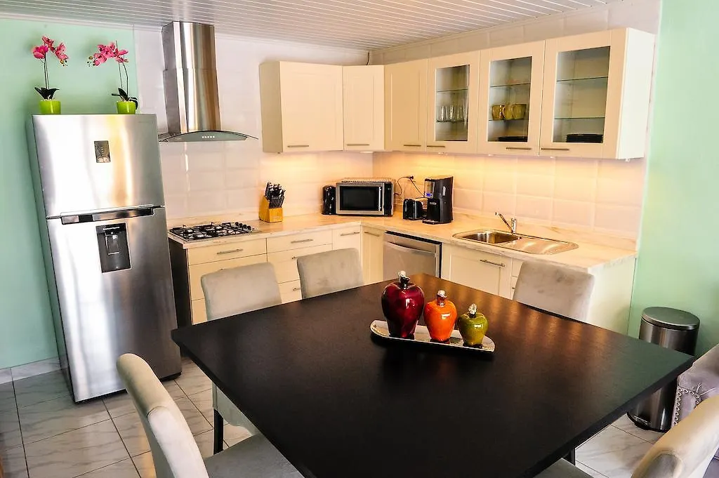 Paradise Villas & Apartments Oranjestad